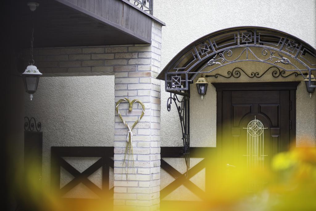 Hotel Family House Lambert Berehowe Exterior foto
